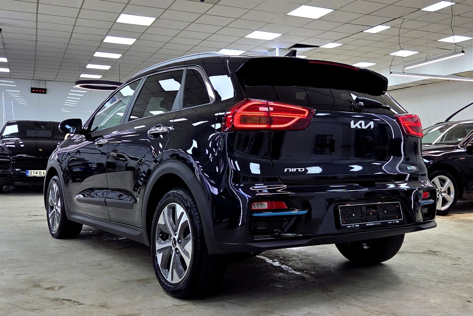Kia Niro 64KWh/2022/В ГАРАНЦИЯ/СЕРВИЗНА КНИЖКА - изображение 4