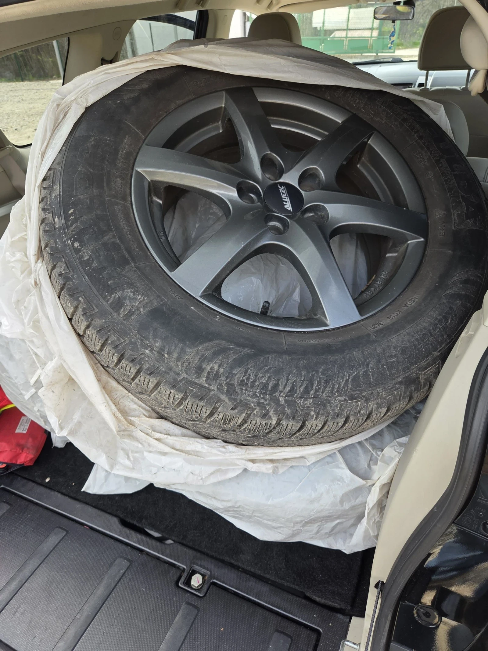 Citroen C-Crosser 2.2 D NAVI 7m | Mobile.bg � ����������� 11