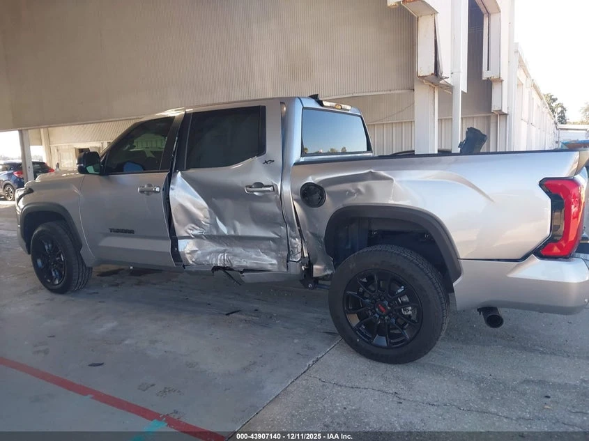 Toyota Tundra 3.4L V-6 DI, DOHC, VVT, TURBO, 389HP 4X4 Drive | Mobile.bg � ����������� 14