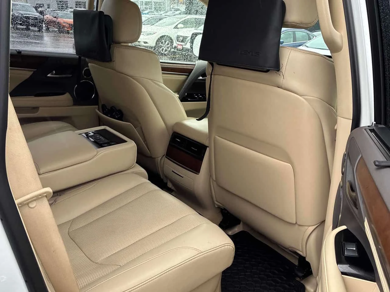 Lexus LX 570 * ПРЕДСТАВИТЕЛСТВО * ОБДУХВАНЕ * 7 МЕСТЕН * 360, снимка 15 - Автомобили и джипове - 54151160