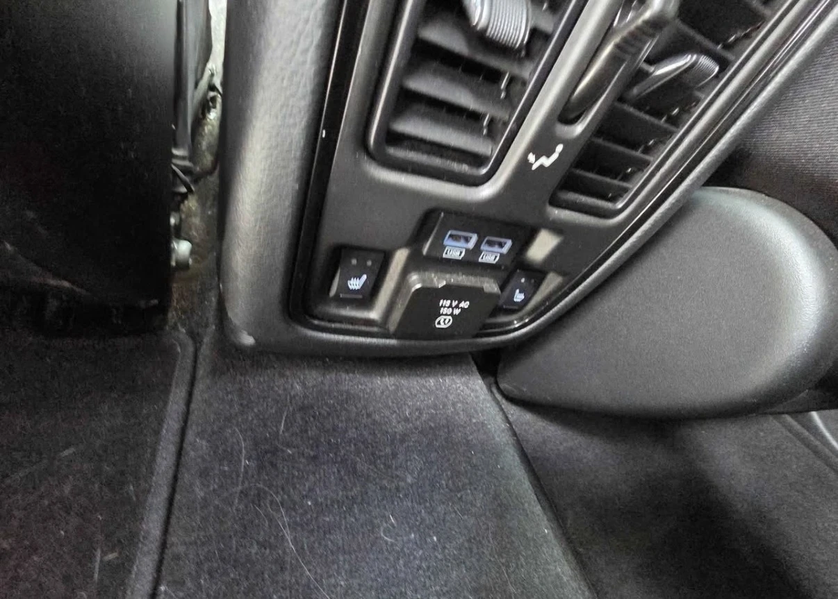 Dodge Durango R/T 5.7 HEMI * ОБДУХ * CARPLAY * CARFAX * , снимка 9 - Автомобили и джипове - 54730787