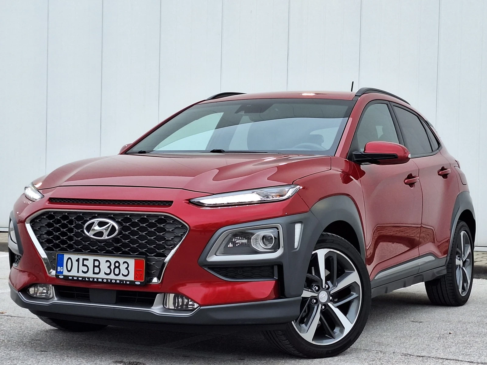 Hyundai Kona 1.6T PREMIUM 4WD ВСИЧКИ ЕКСТРИ СЕРВИЗНА КНИЖКА , снимка 2 - Автомобили и джипове - 55015889