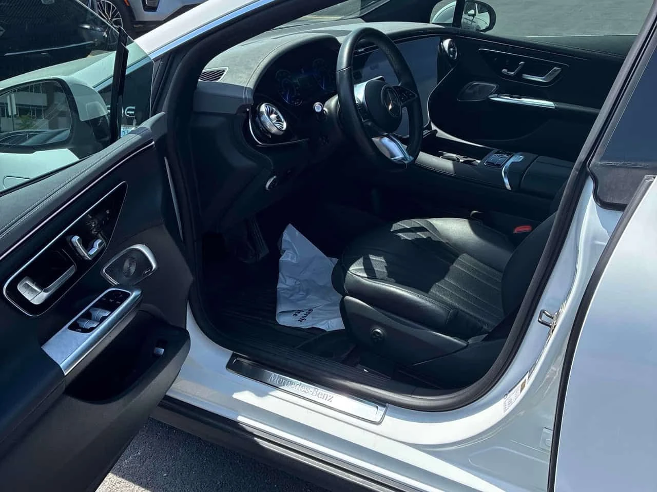 Mercedes-Benz EQE 500 / 360 / DIS / BURMESTER / АВТОКРЕДИТ , снимка 5 - Автомобили и джипове - 55054296