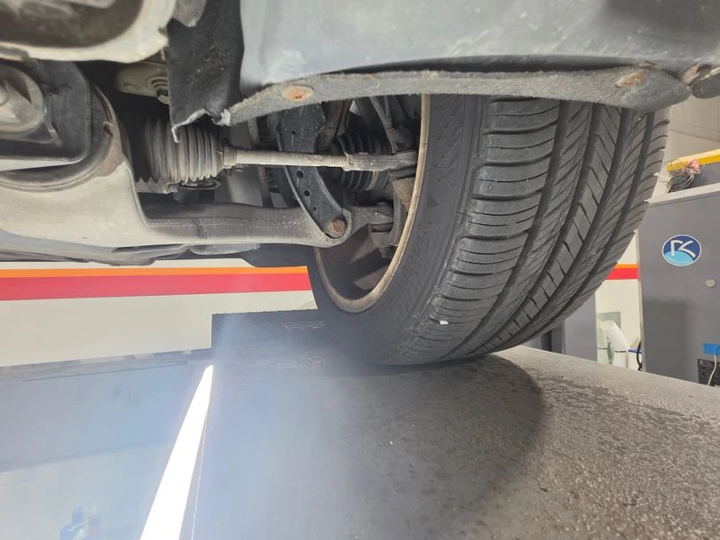 VW Touareg 3.0 TDI BlueMotion Premium | Mobile.bg � ����������� 14