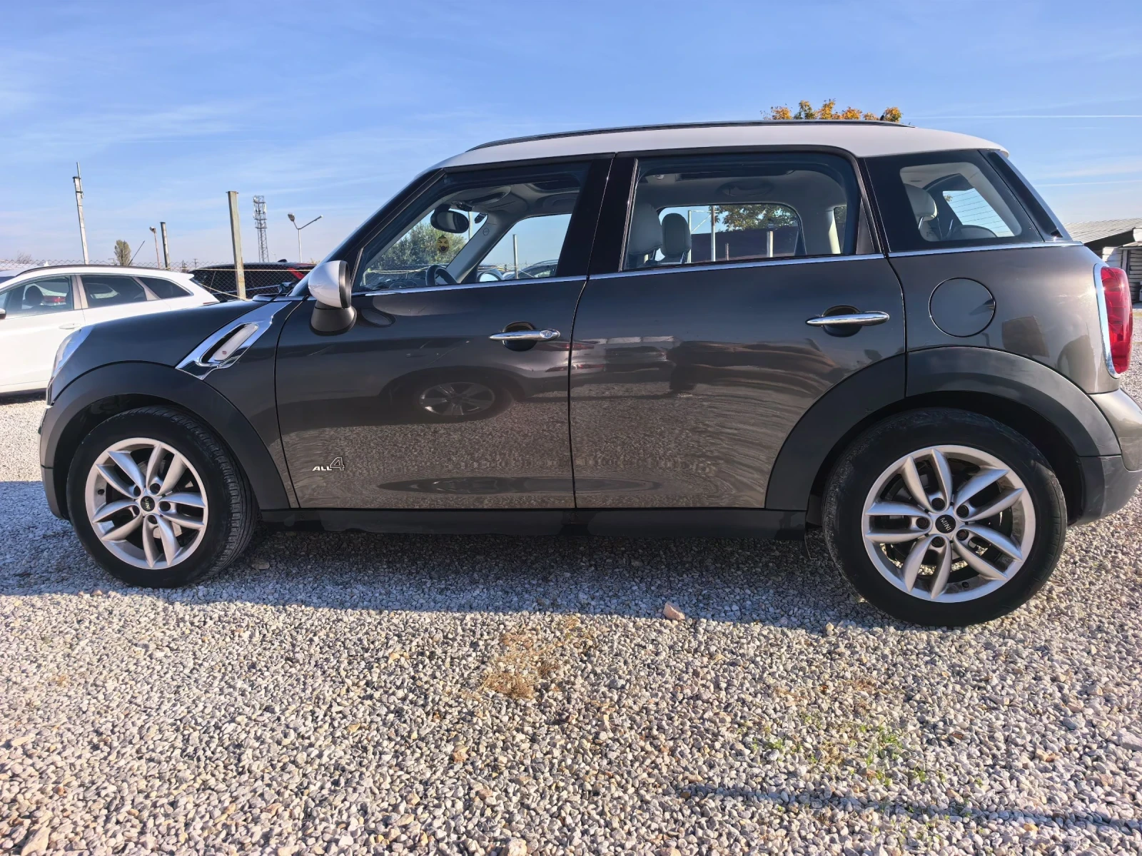 Mini Countryman 4х4, снимка 8 - Автомобили и джипове - 56744941
