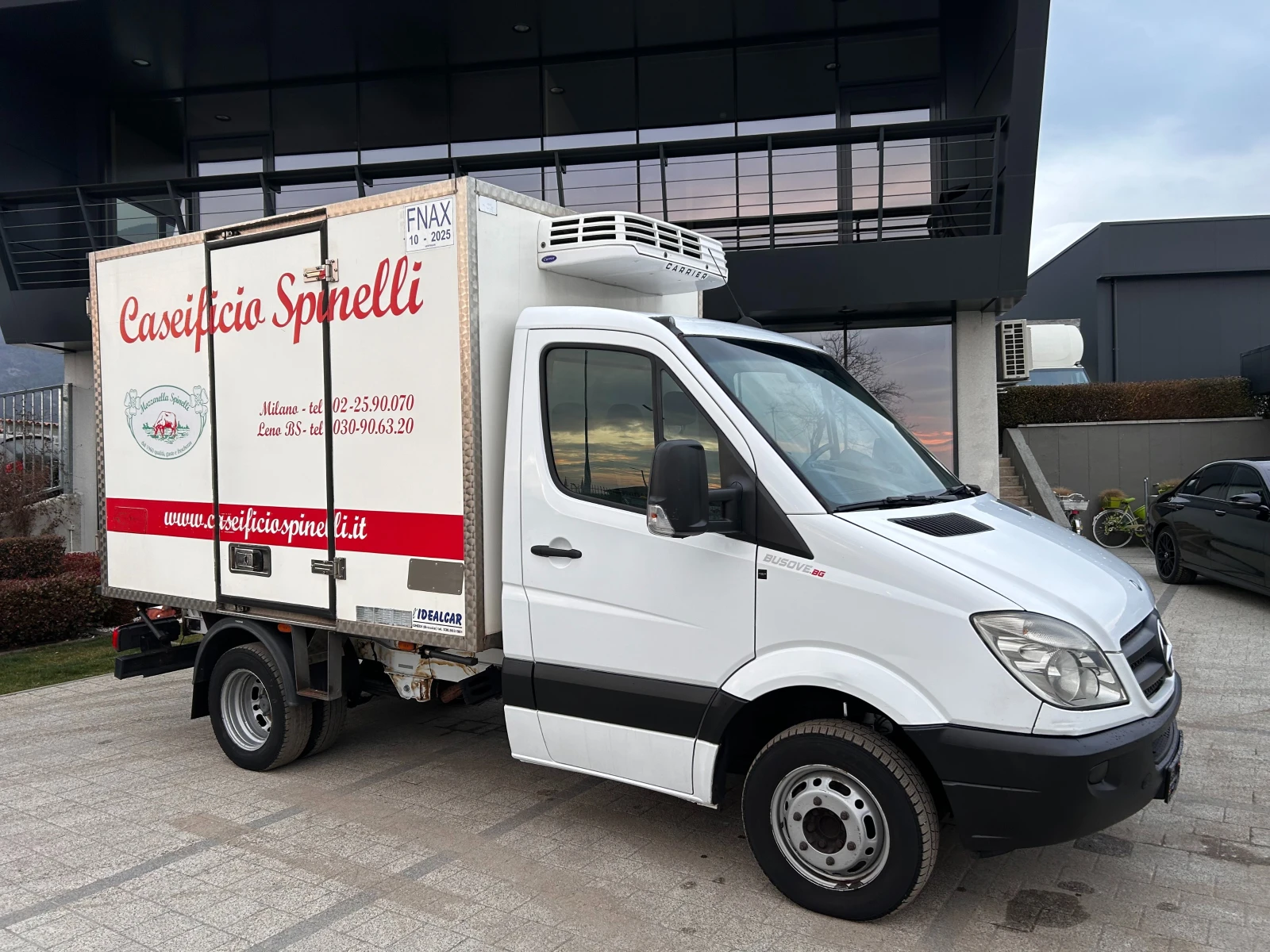 Mercedes-Benz Sprinter 413CDI до 3.5т. Хладилен + ток  - изображение 2