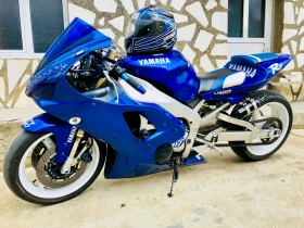 Yamaha YZF-R1 | Mobile.bg    2