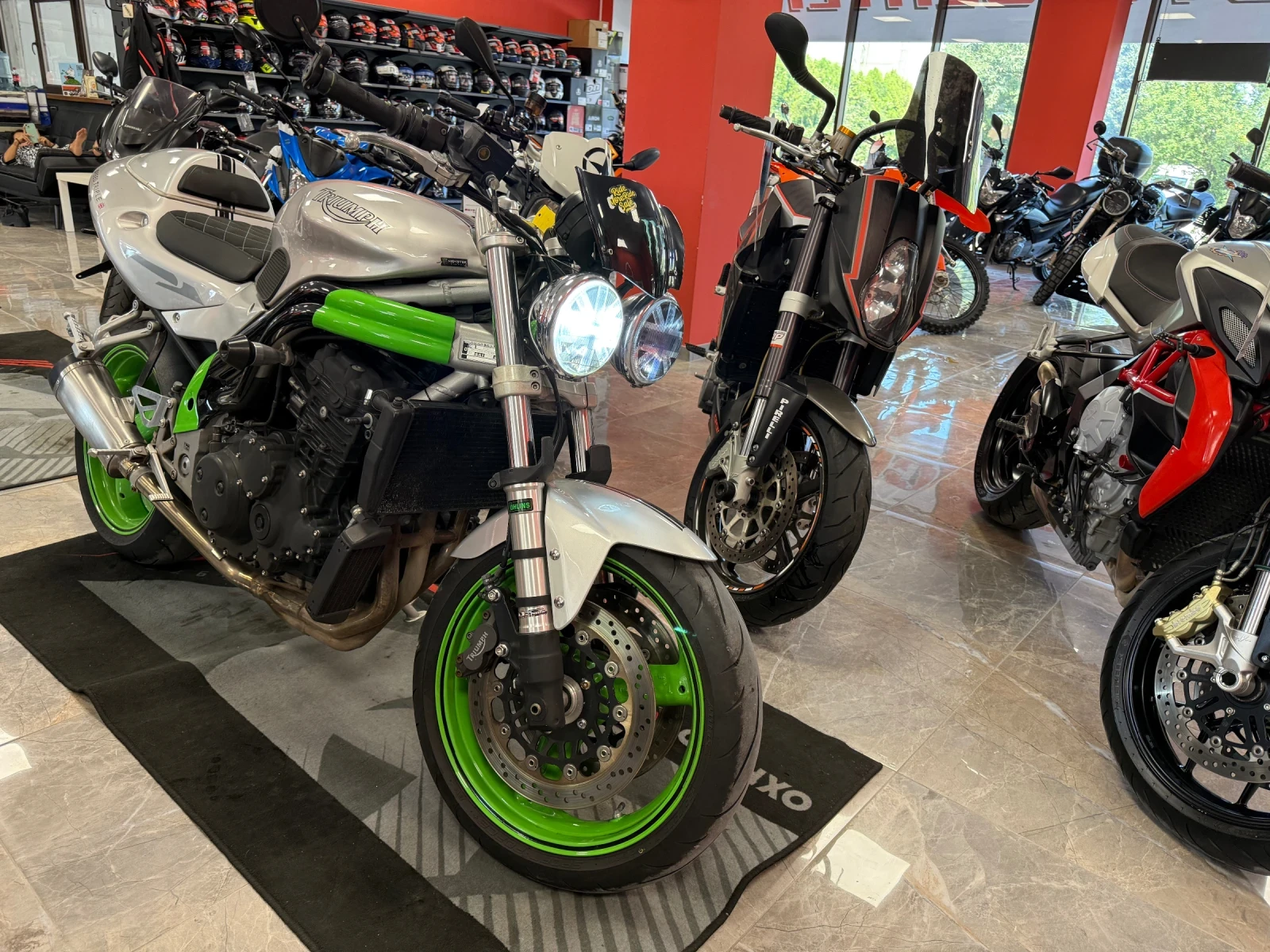 Triumph Speed Triple 955I - изображение 2