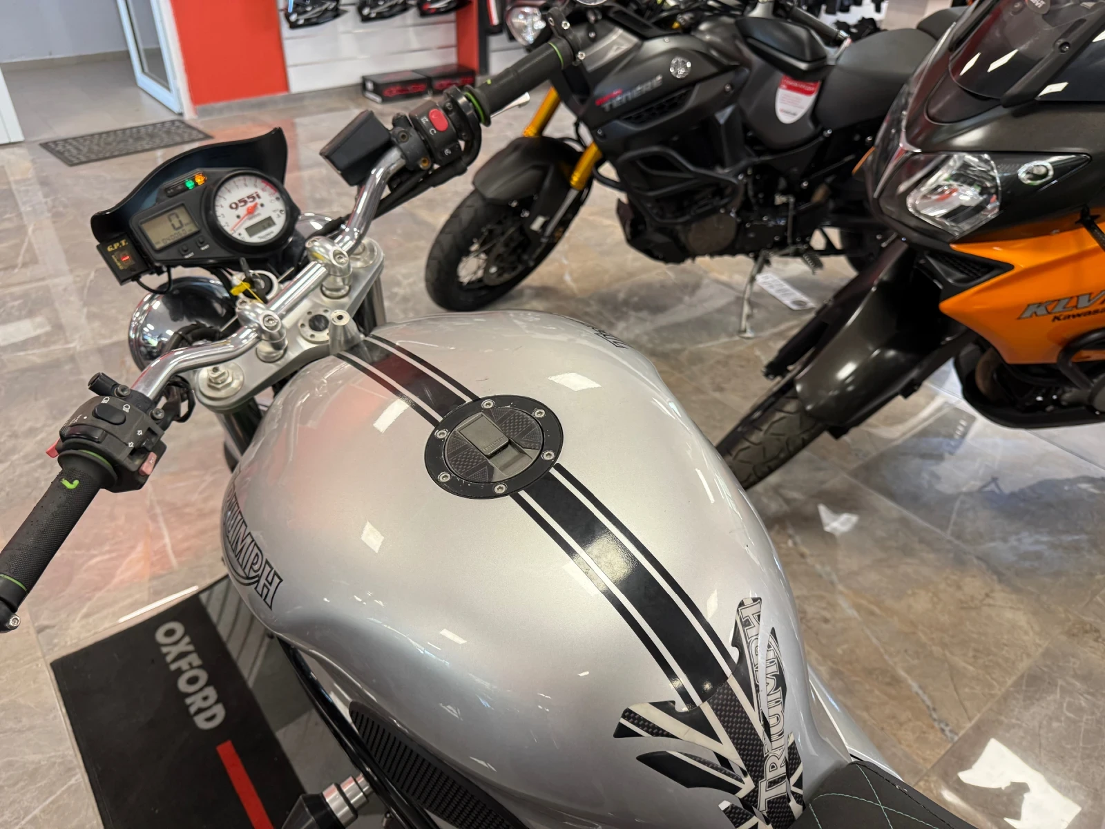 Triumph Speed Triple 955I | Mobile.bg   11