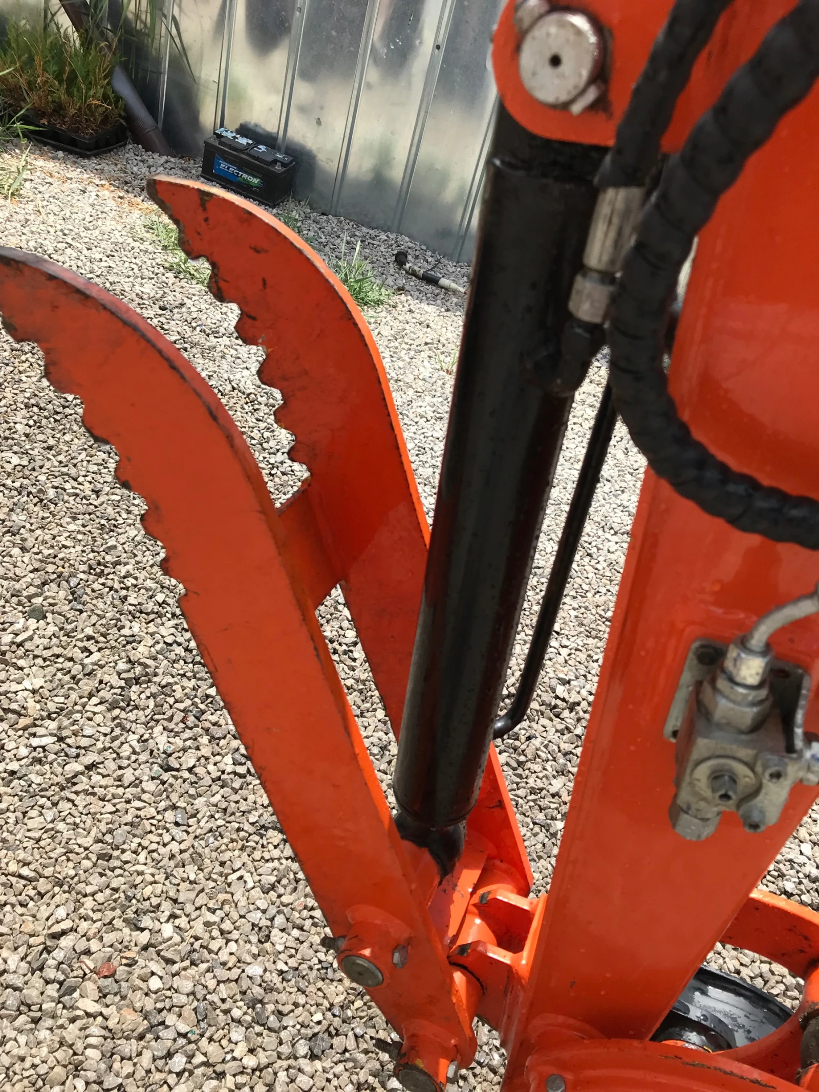 Багер Kubota 2 ТОНА, КЛИМА - изображение 4