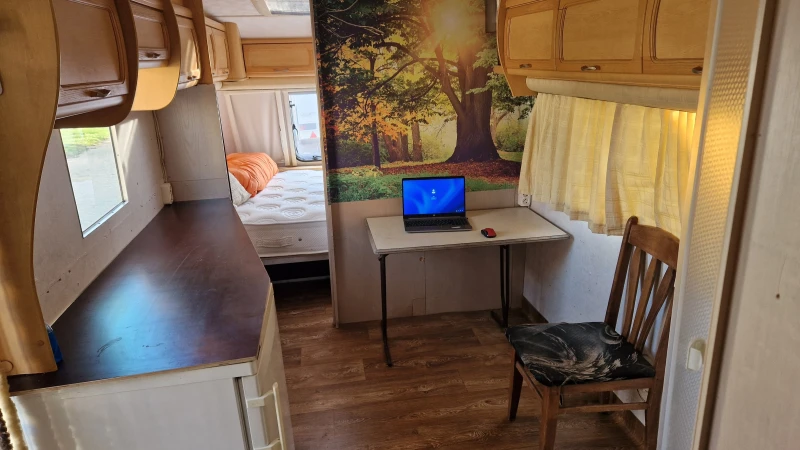 Каравана Compas Омега 524 , снимка 11 - Каравани и кемпери - 52349978