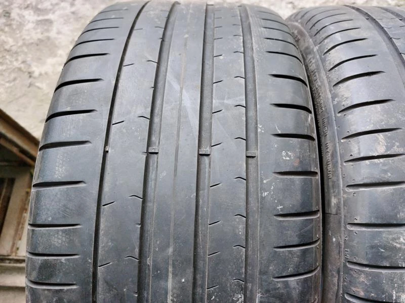 Гуми Летни 255/35R19, снимка 3 - Гуми и джанти - 36287292