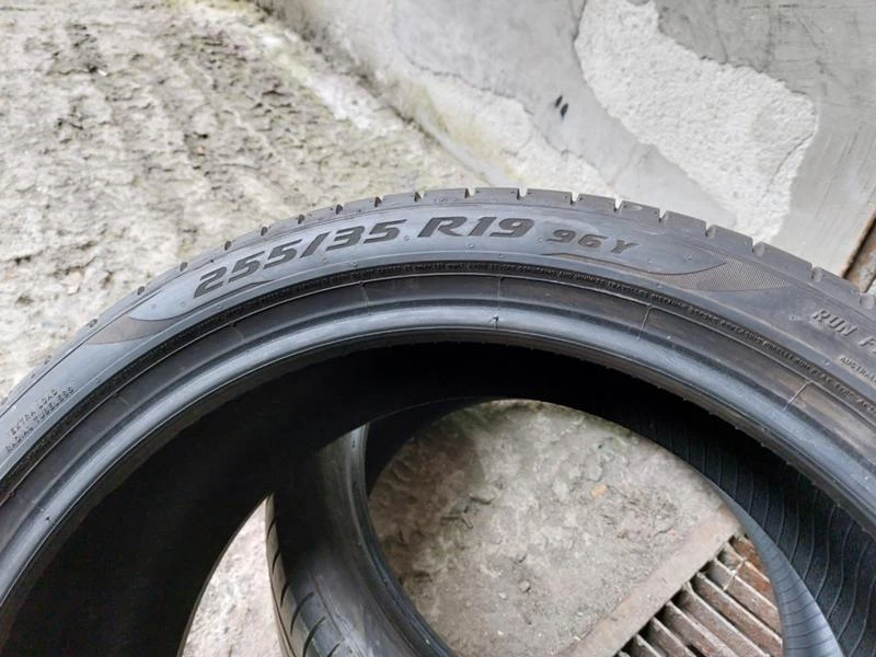 Гуми Летни 255/35R19, снимка 9 - Гуми и джанти - 36287292