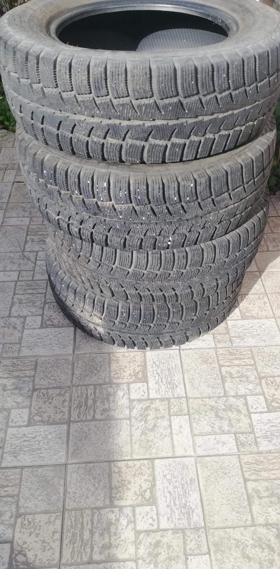 ���� 215/65R16 | Mobile.bg � ����������� 1