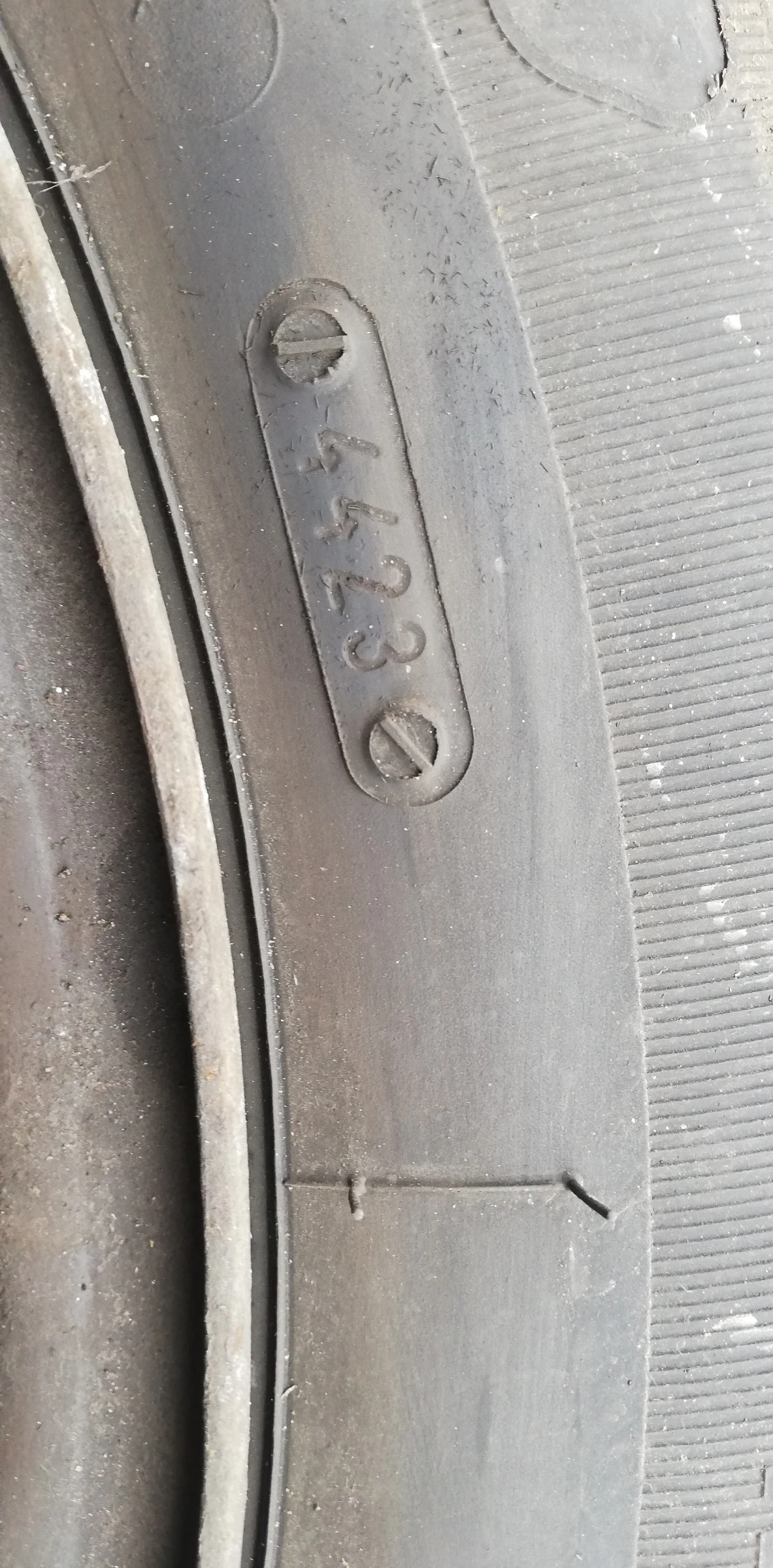 ���� 215/65R16 | Mobile.bg � ����������� 4