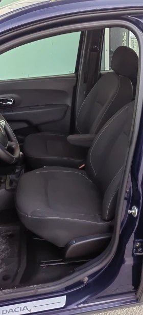 Dacia Lodgy 1.6 бензин 102 к. - 15900 лв. / 8129.54 € - 64538663 10