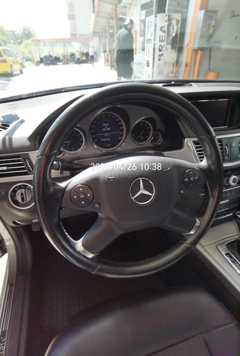 Mercedes-Benz E 250, снимка 17 - Автомобили и джипове - 47367741