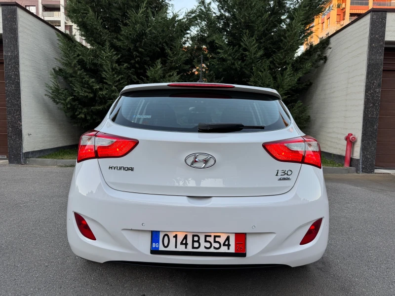 Hyundai I30 1.6CRDI NAVI KAMERA PARKTRONIK FACE LIFT, снимка 6 - Автомобили и джипове - 47694214