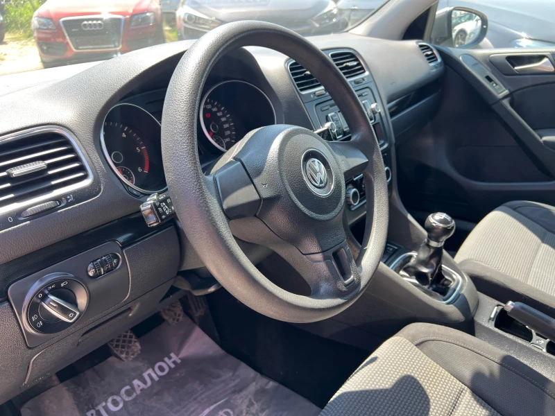 VW Golf 1.6TDI BLUEMOTION, снимка 9 - Автомобили и джипове - 50820305