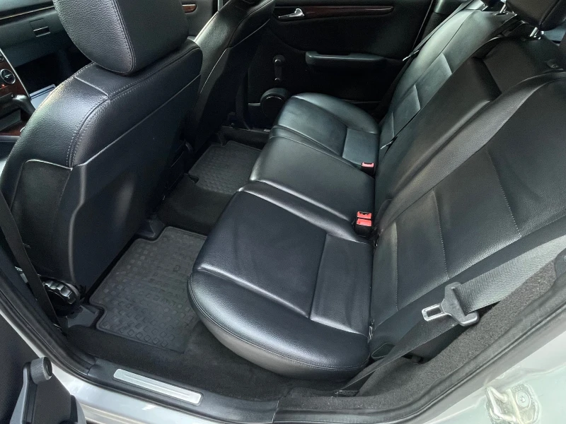 Mercedes-Benz B 200 CDI AUTOMAT, снимка 9 - Автомобили и джипове - 52717525