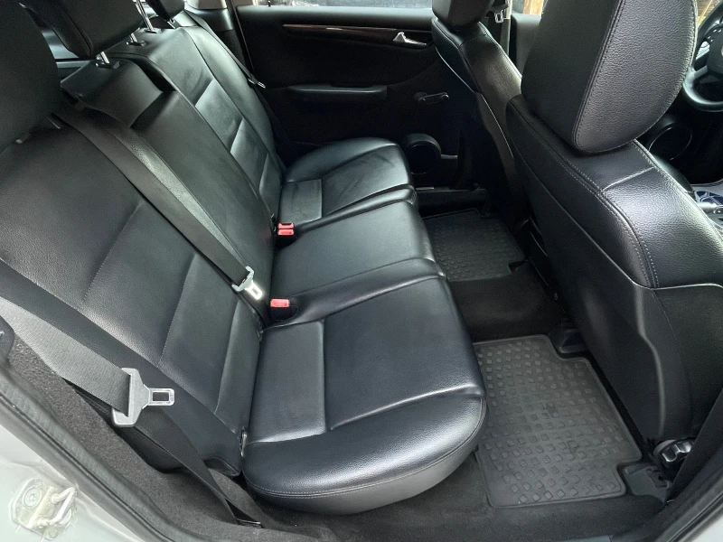 Mercedes-Benz B 200 CDI AUTOMAT, снимка 7 - Автомобили и джипове - 52717525