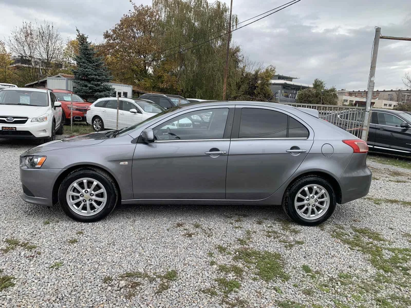 Mitsubishi Lancer 1.8i/automat, снимка 2 - Автомобили и джипове - 52318696