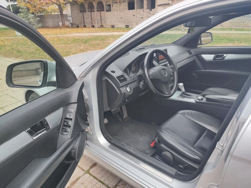 Mercedes-Benz C 200 2200сди, снимка 10 - Автомобили и джипове - 52494232