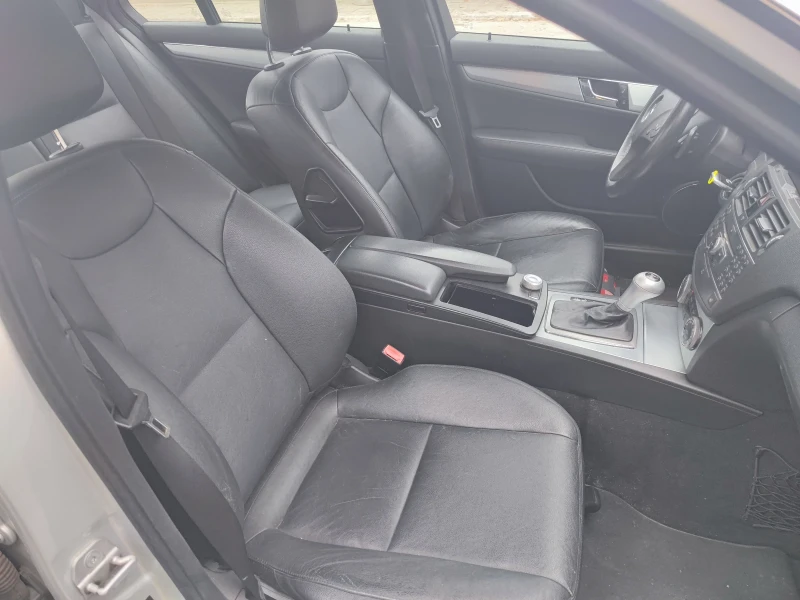 Mercedes-Benz C 200 2200сди, снимка 12 - Автомобили и джипове - 52494232