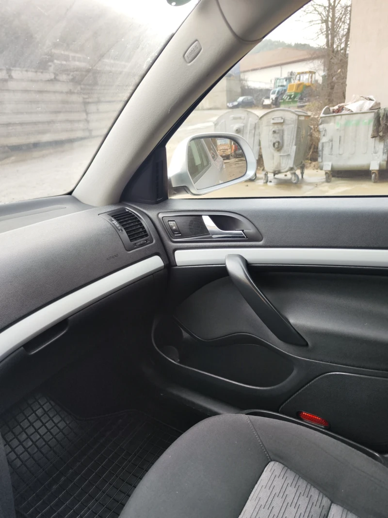 Skoda Octavia 1.9:105-4Х4, снимка 12 - Автомобили и джипове - 52996267