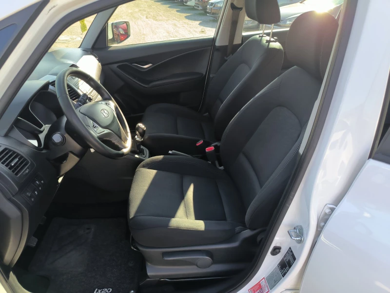 Hyundai Ix20 1.4d-Euro-5B-6sk, снимка 15 - Автомобили и джипове - 53191359