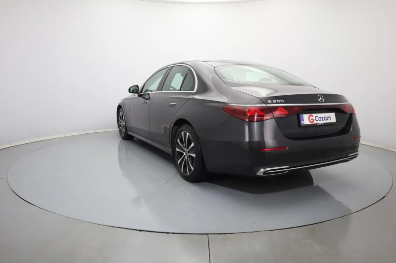 Mercedes-Benz E 200 AVANTGARDE / DISTRONIC / LANE ASSIST /, снимка 4 - Автомобили и джипове - 53232296