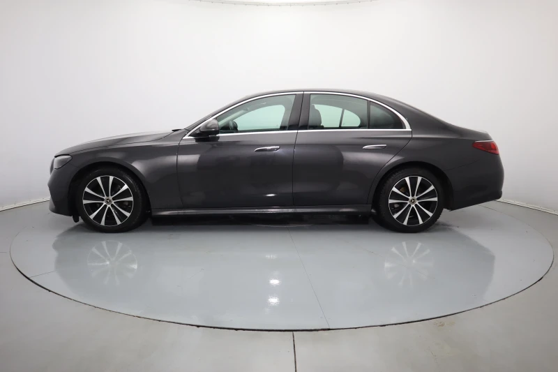 Mercedes-Benz E 200 AVANTGARDE / DISTRONIC / LANE ASSIST /, снимка 8 - Автомобили и джипове - 53232296