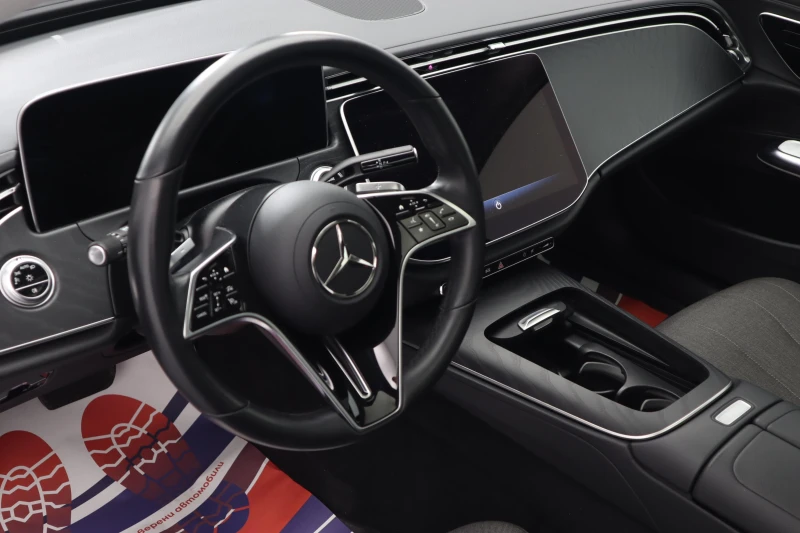 Mercedes-Benz E 200 AVANTGARDE / DISTRONIC / LANE ASSIST /, снимка 9 - Автомобили и джипове - 53232296