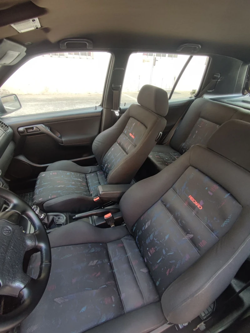 VW Golf, снимка 6 - Автомобили и джипове - 53252685