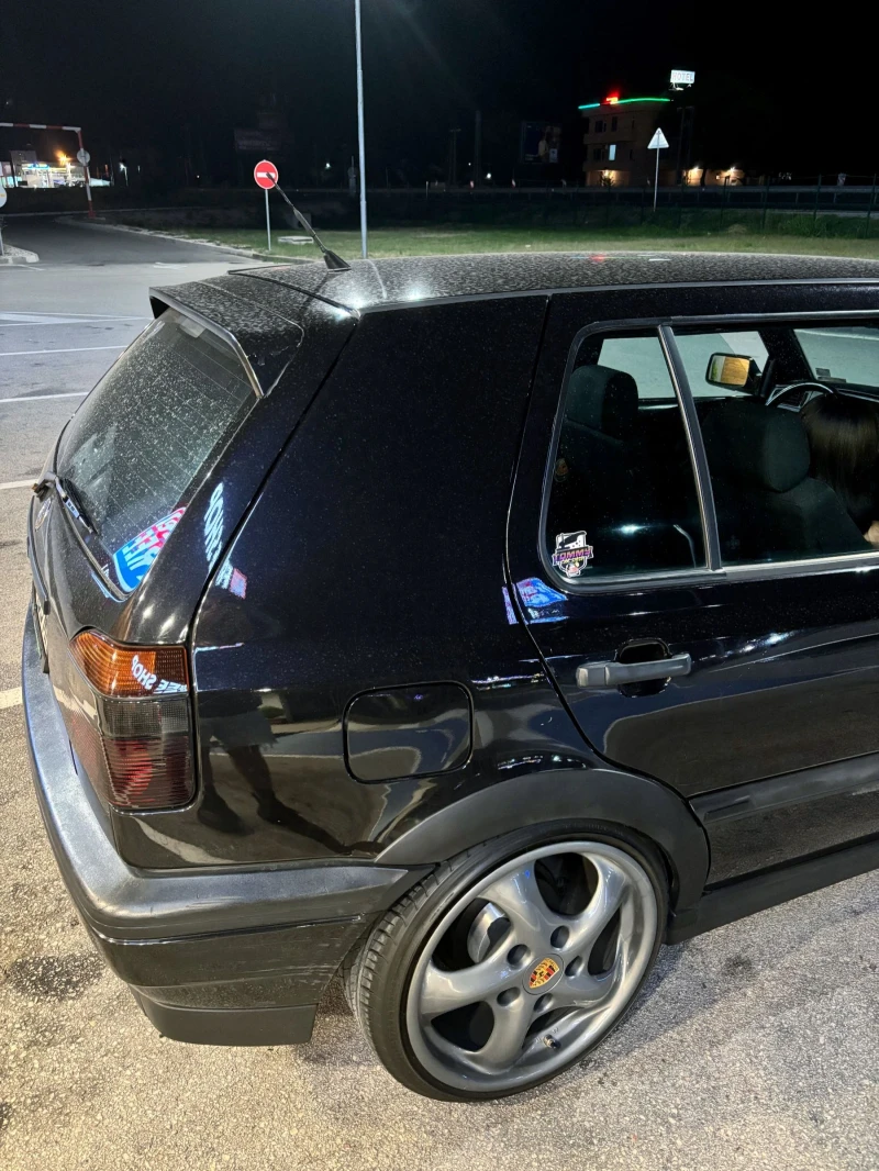 VW Golf, снимка 4 - Автомобили и джипове - 53252685