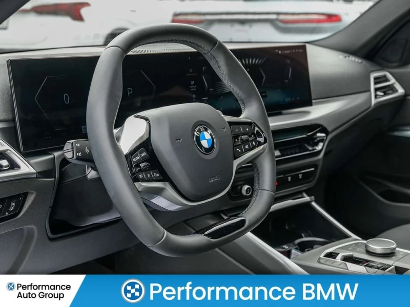 BMW 330 BMW Certified* xDrive * CARFAX * , снимка 4 - Автомобили и джипове - 53338919