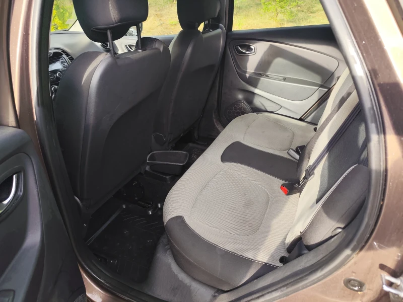 Renault Captur EURO 5B, снимка 5 - Автомобили и джипове - 53539238
