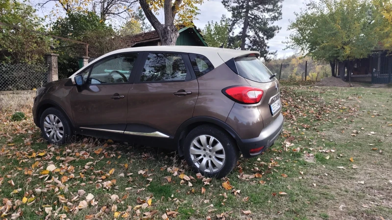 Renault Captur EURO 5B, снимка 3 - Автомобили и джипове - 53539238