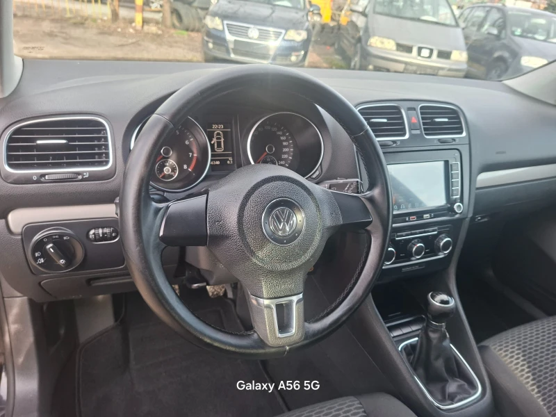 VW Golf 1.6 BENZIN 102кс.ЕВРО 5, снимка 10 - Автомобили и джипове - 53540017