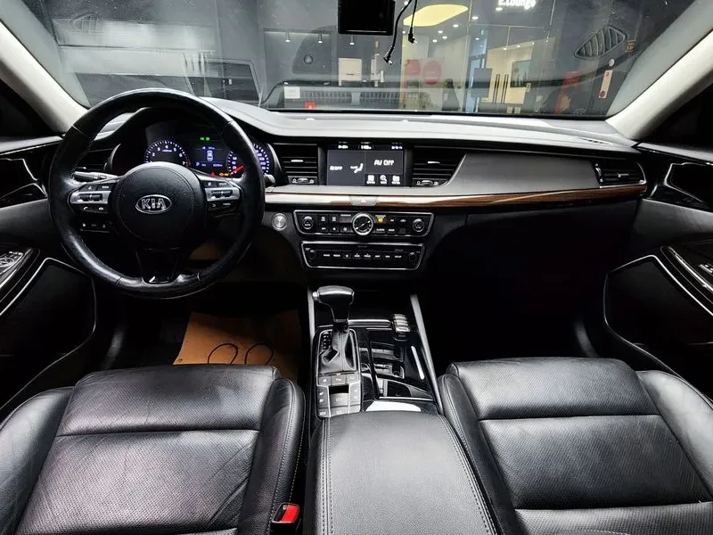 Kia K7 2.4 Gdi Limited, снимка 7 - Автомобили и джипове - 55278826