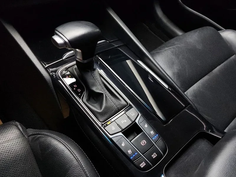 Kia K7 2.4 Gdi Limited, снимка 9 - Автомобили и джипове - 55278826