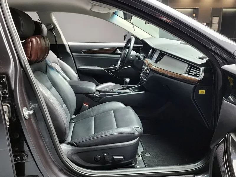 Kia K7 2.4 Gdi Limited, снимка 10 - Автомобили и джипове - 55278826