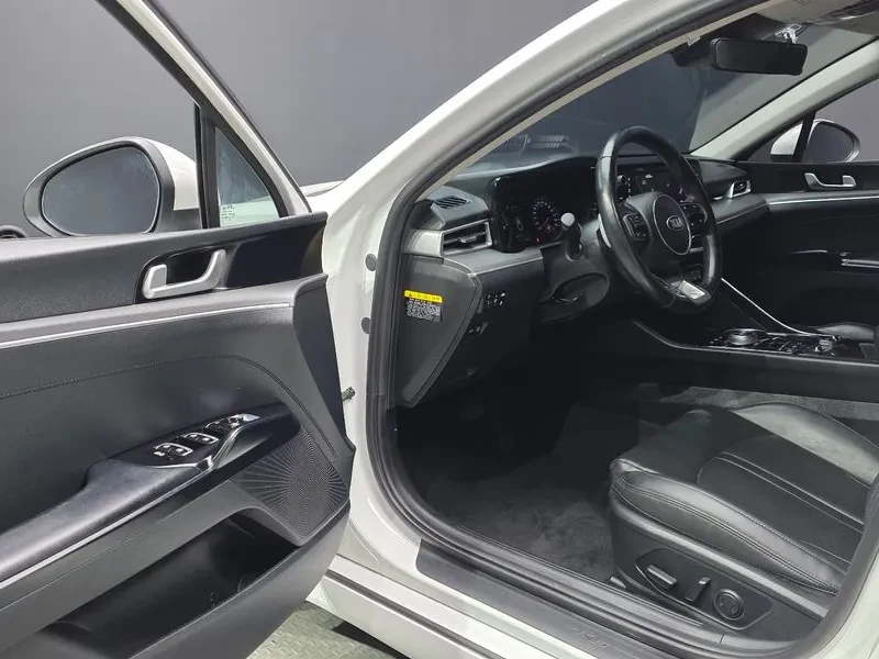 Kia K5 2.0 Hybrid Prestige - САМО 30% АВАНС!, снимка 10 - Автомобили и джипове - 55991735