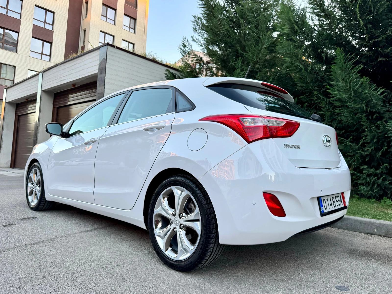 Hyundai I30 1.6CRDI NAVI KAMERA PARKTRONIK FACE LIFT - изображение 7