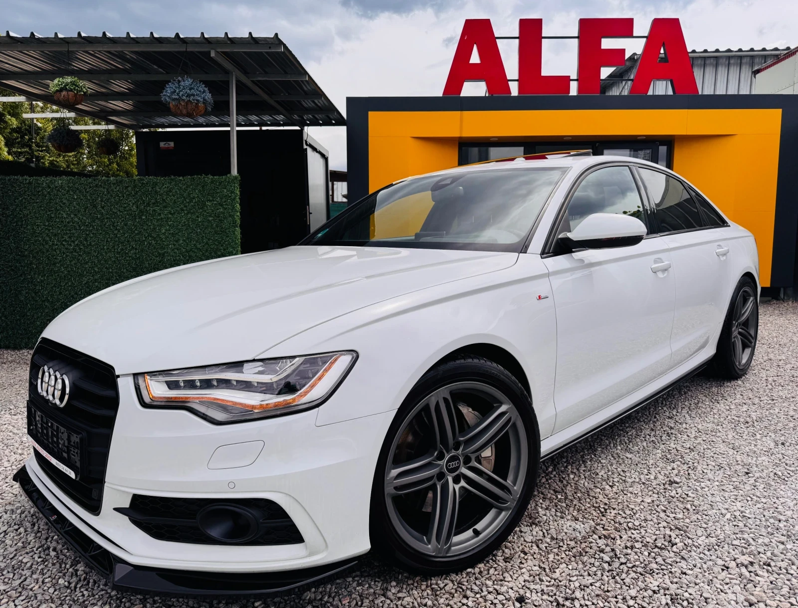 Audi A6 S6/3.0bi-TURBO/БЯЛА ПЕРЛА/ГЕНЕРАЦИЯ/ВС.ЕКСТРИ/// - изображение 2