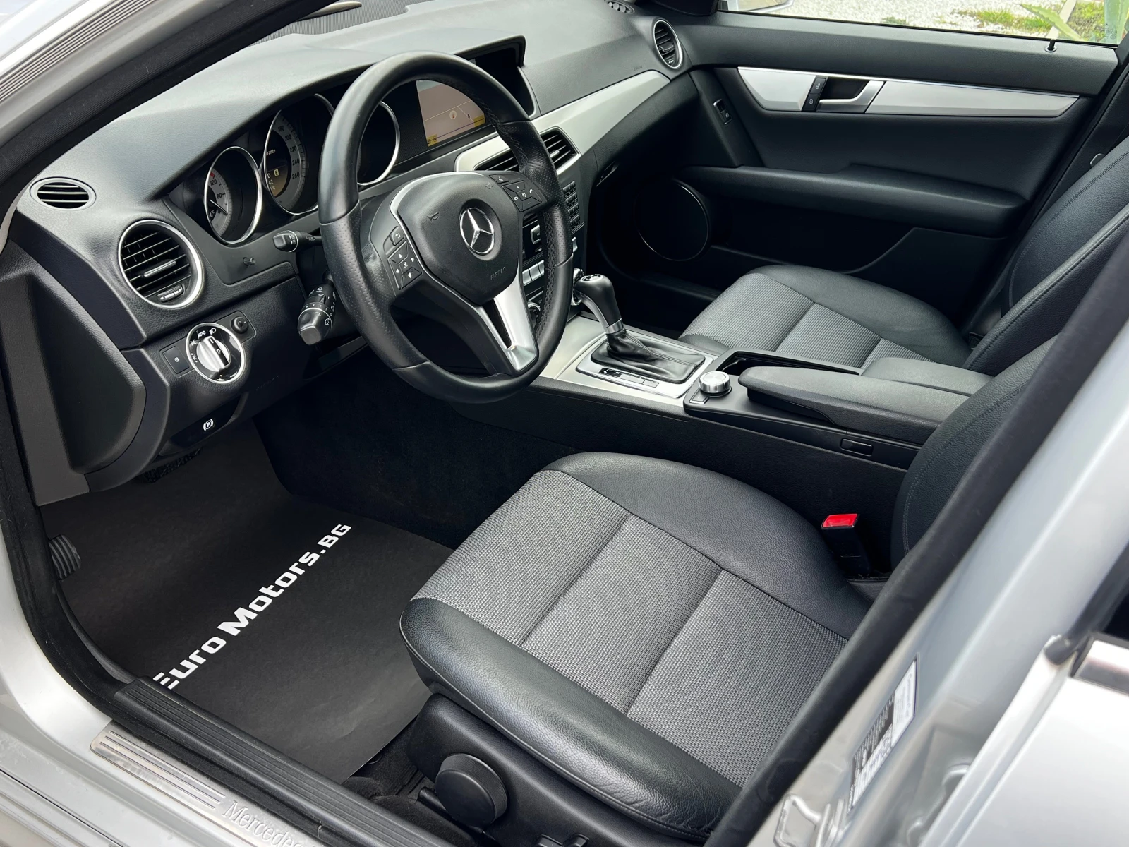 Mercedes-Benz C 250 CDI, 4-MATIC, AMG LINE, FULL SERVICE, NAVI+ CAMERA - изображение 8