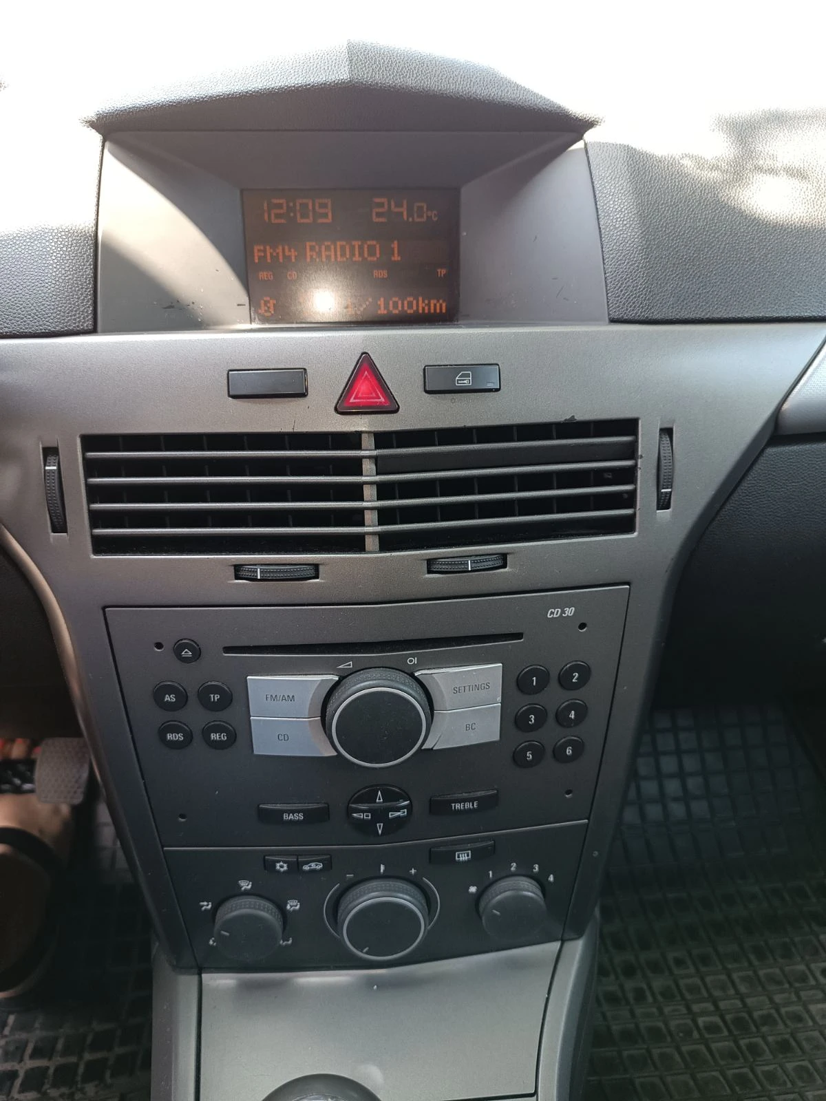 Opel Astra  - изображение 8