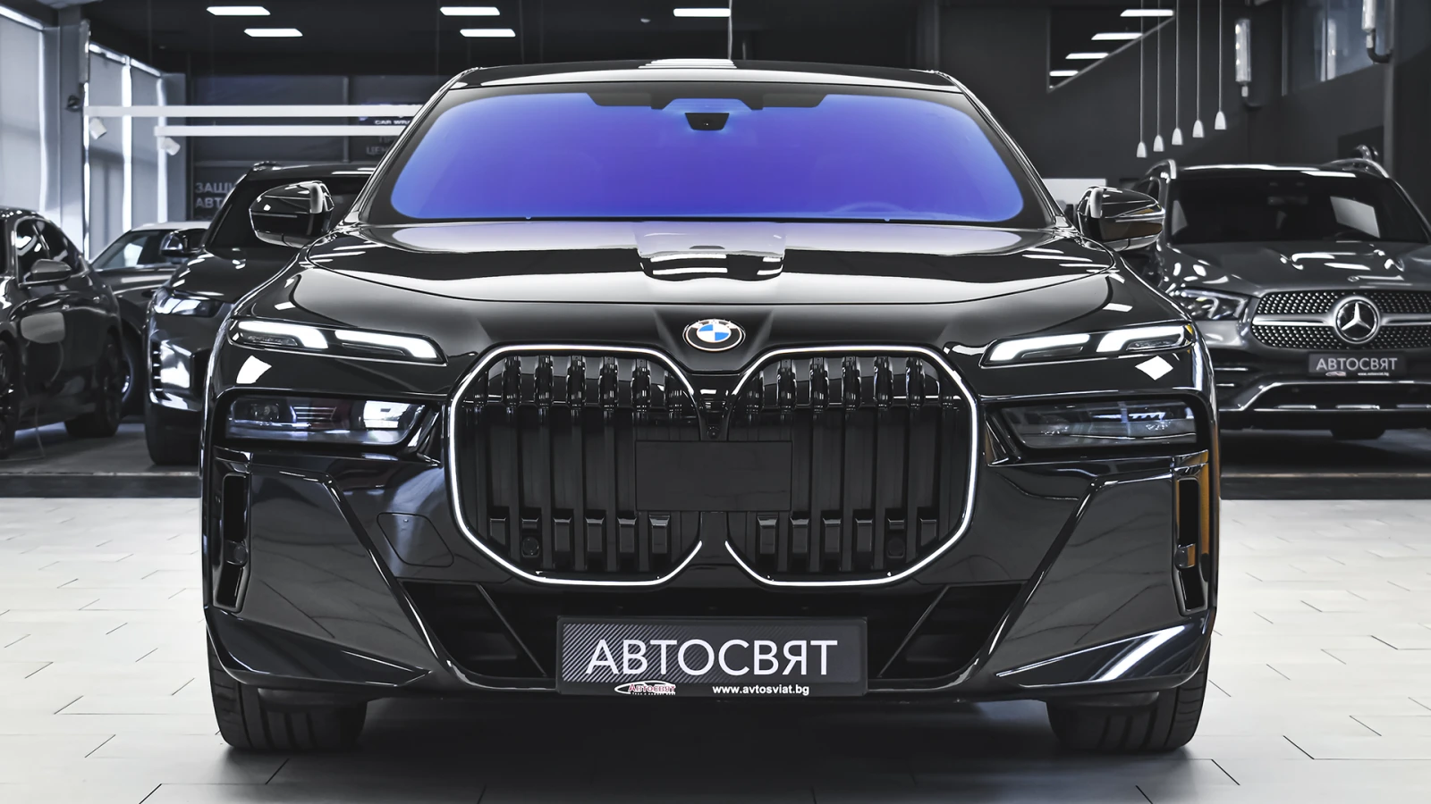 BMW 740 d xDrive M Sport Mild Hybrid Sportautomatic - изображение 2