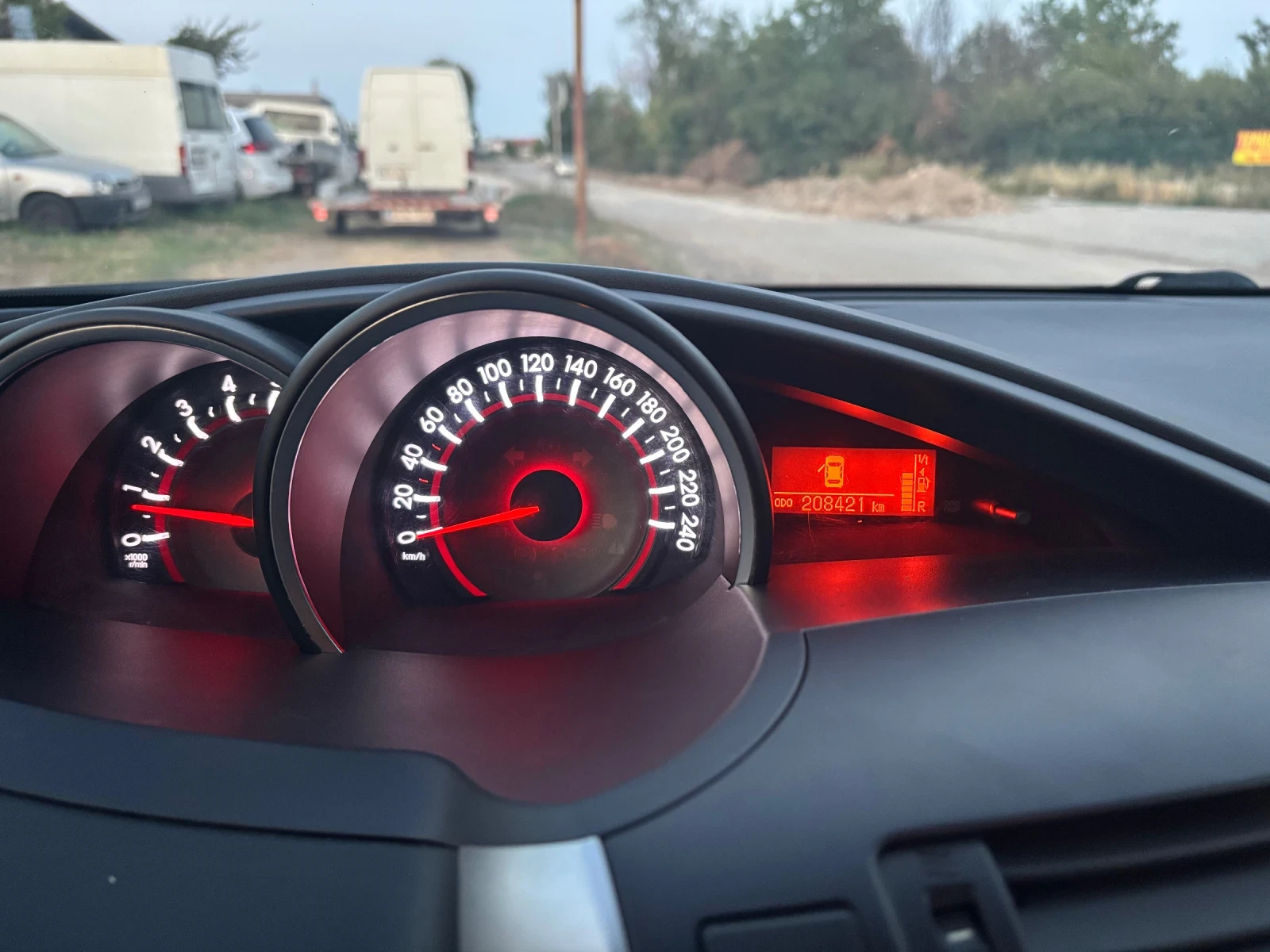 Toyota Verso 2.0 D4D - изображение 9