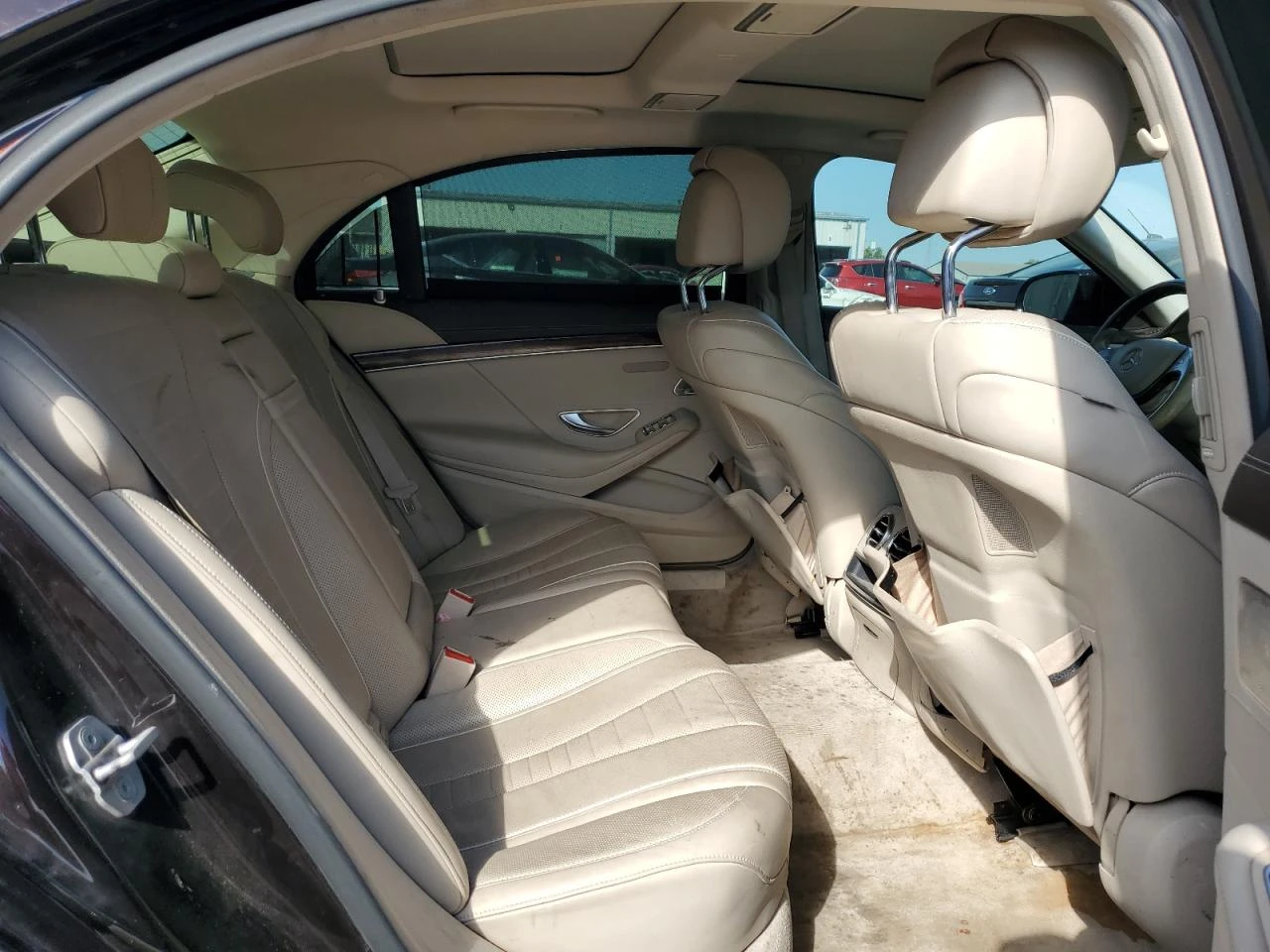 Mercedes-Benz S 550 4MATIC * Възможност за Лизинг*  - изображение 10
